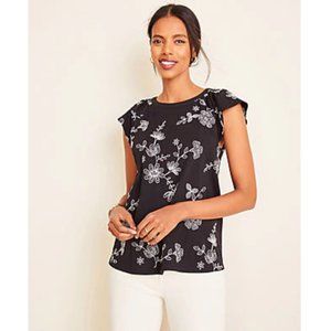 FLORAL EMBROIDERED PLEATED FLUTTER SLEEVE TOP